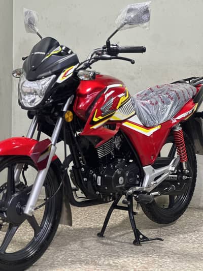 Honda cb150f 2026 model ( low millage )