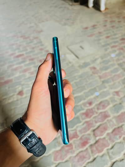 One Plus 8 Pro 5g