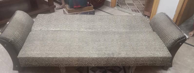sofa come bad new condition