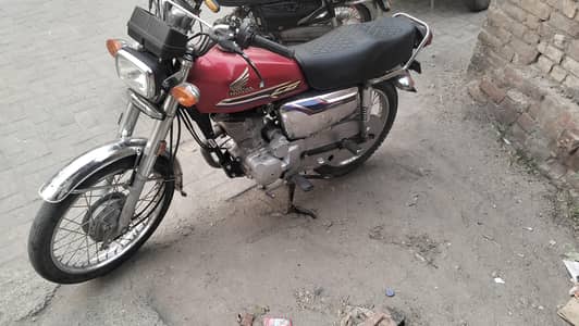 Honda 125 self start good condition