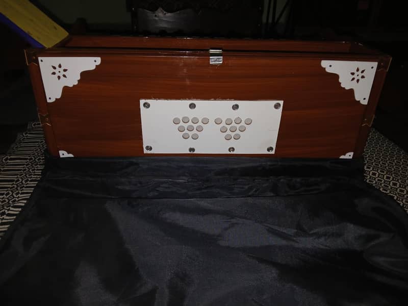 New Harmonium 3