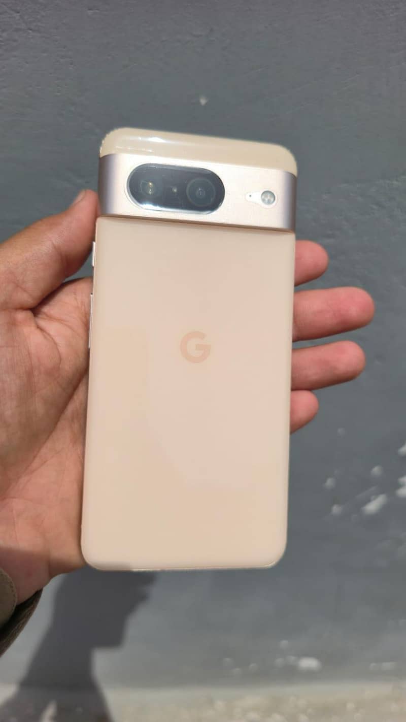 Google Pixel 8 11
