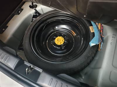 Toyota Yaris 21 24