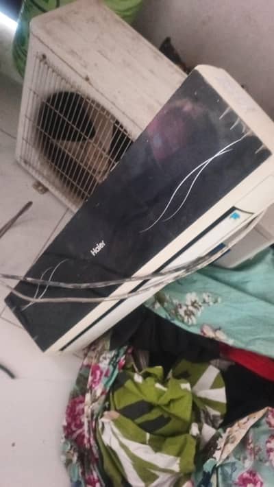 1 ton AC for sale urgent
