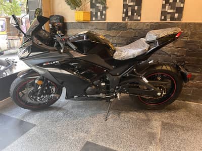 Kawasaki 250R - Air & Oil Cool Engine - Sports Bike