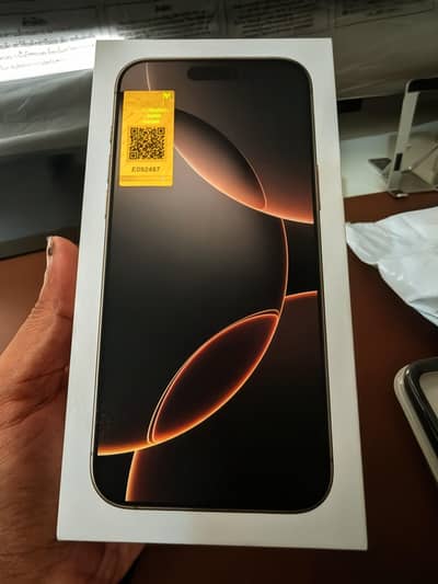 Apple iPhone 16 Pro Max 256 GB Desert titanium