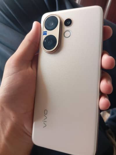 Vivo V60
