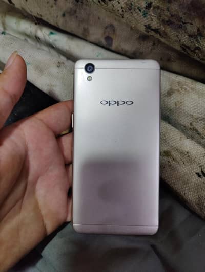 OPPO A37