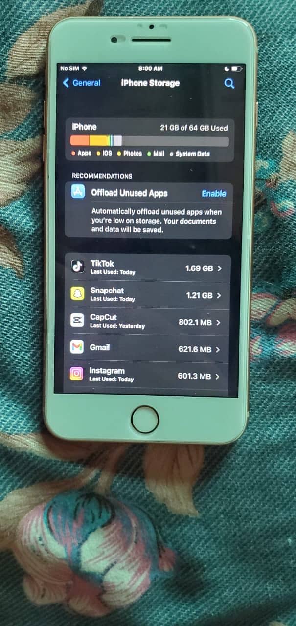 Apple iPhone 8 Plus 3