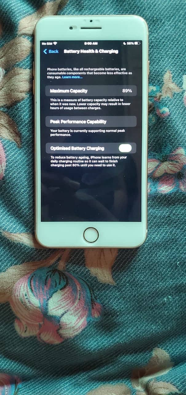 Apple iPhone 8 Plus 4