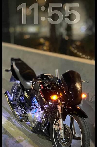 YBR 125 in good Condition very less used