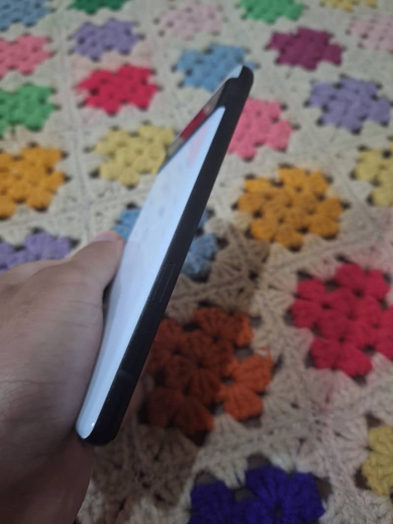 Google Pixel 6a 4