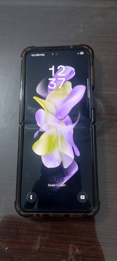 Samsung Mobile Z Flip 4