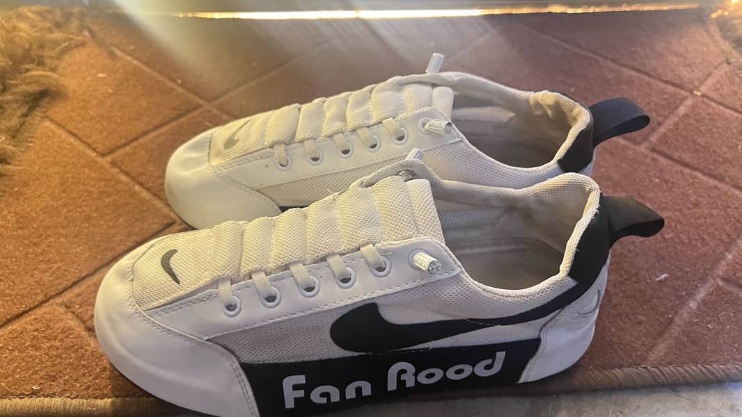 Sneaker  2