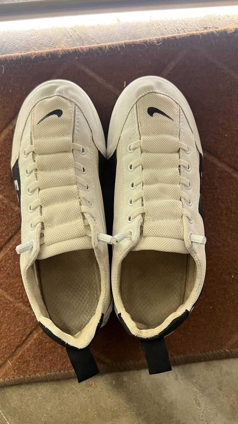 Sneaker  7