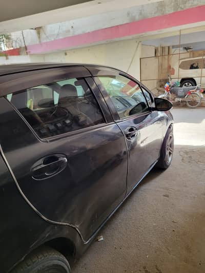 Toyota vitz 2014  Model