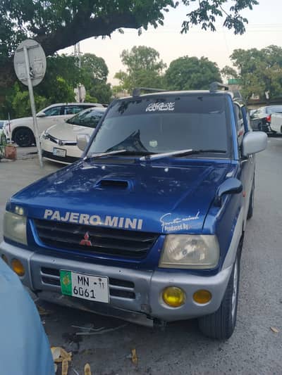 Mitsubishi Pajero Mini 1999