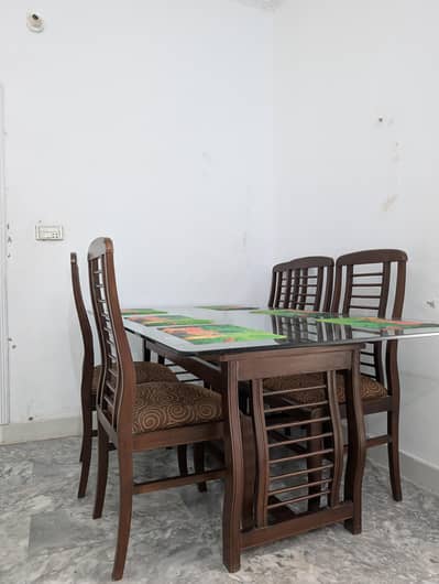 dinner table with 6 seats.