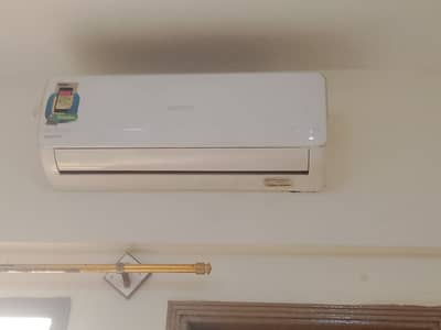 AC Split Invertor 1 ton with Wifi option