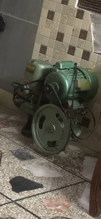 Donkey pump good condition