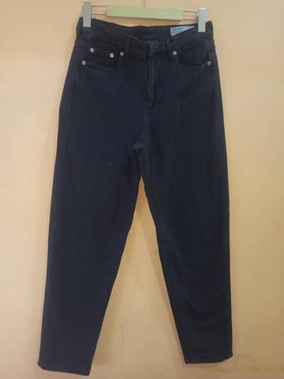 Vero Moda. 
