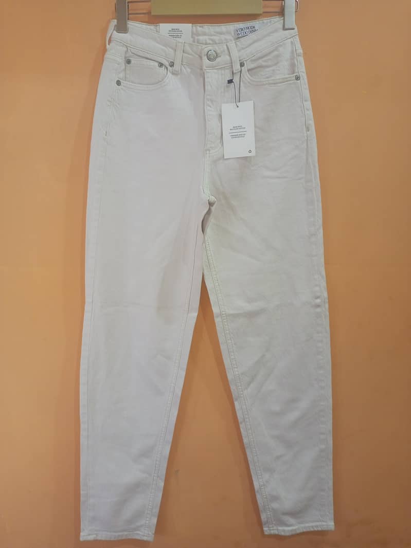 Vero Moda.  1
