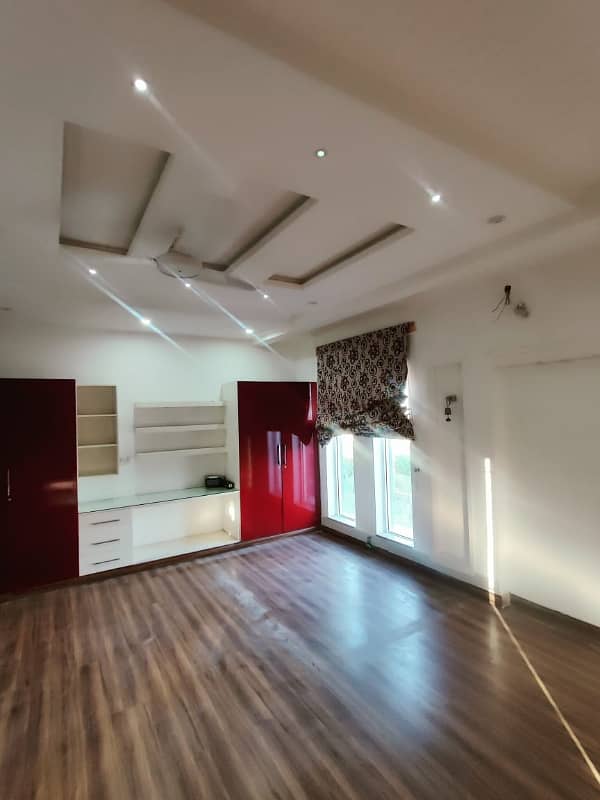 Luxury Upper Portion Multi E11/3 7