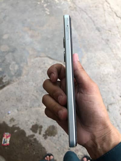 Vivo Y18