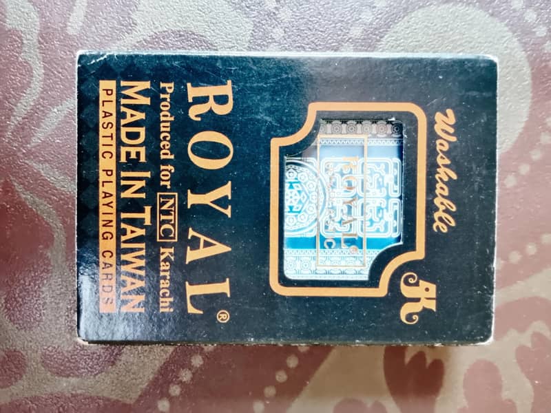 plastic playing cards 0
