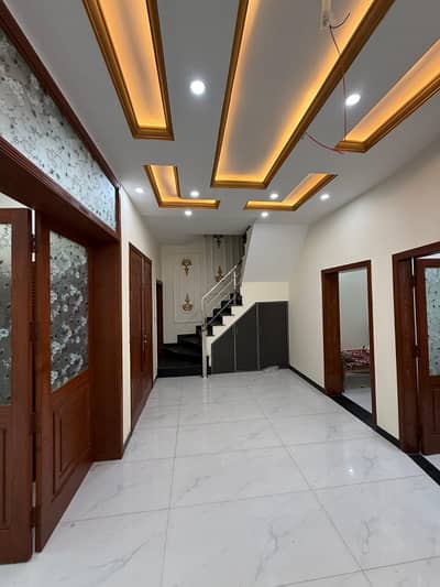 5 MARLA HOUSE AVAILABLE FOR RENT
