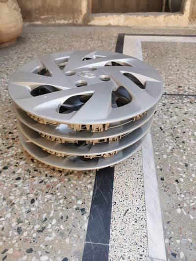 Genuine wheel covers 15" inch 4 pcs