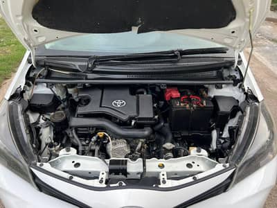 Toyota Vitz 2016