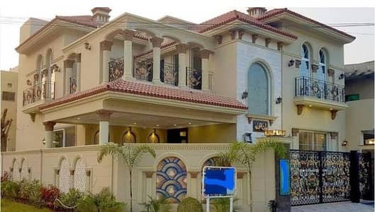 house maid female /care taker female /helper female