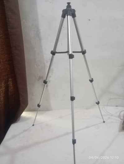 tripod stand with led light ring