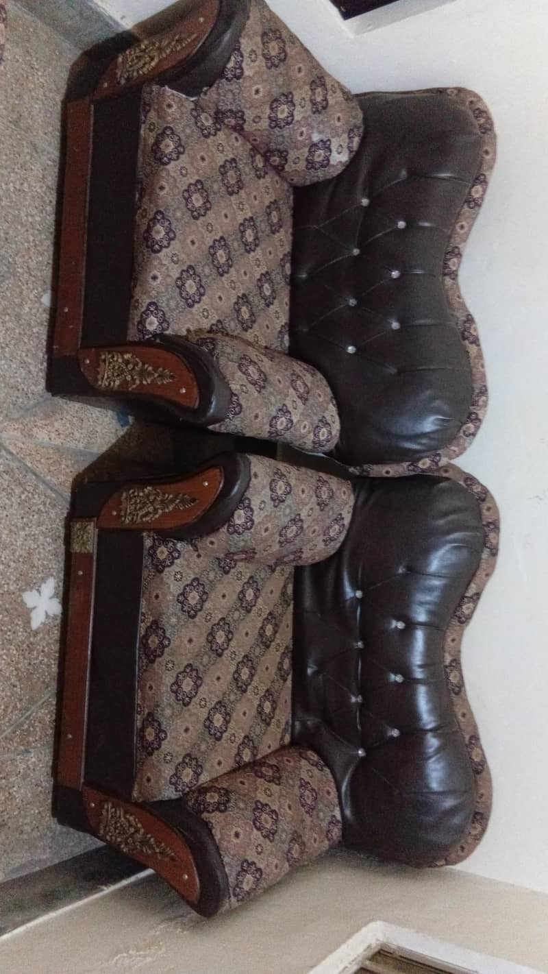 sofa set  condition good 3