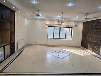 Luxury House For Rent
