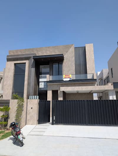 1 Kanal Top Quality Build Luxurious Beautiful Modern Design Villa For Sale In DHA Lahore Phase 7 Prime Location Near To Raya & Carrefour
