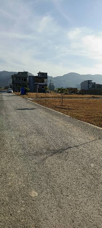 5 Marla Plot In Faisal Hills A Block Sun-Facing & Ideal For Dream Home Plot# 2166