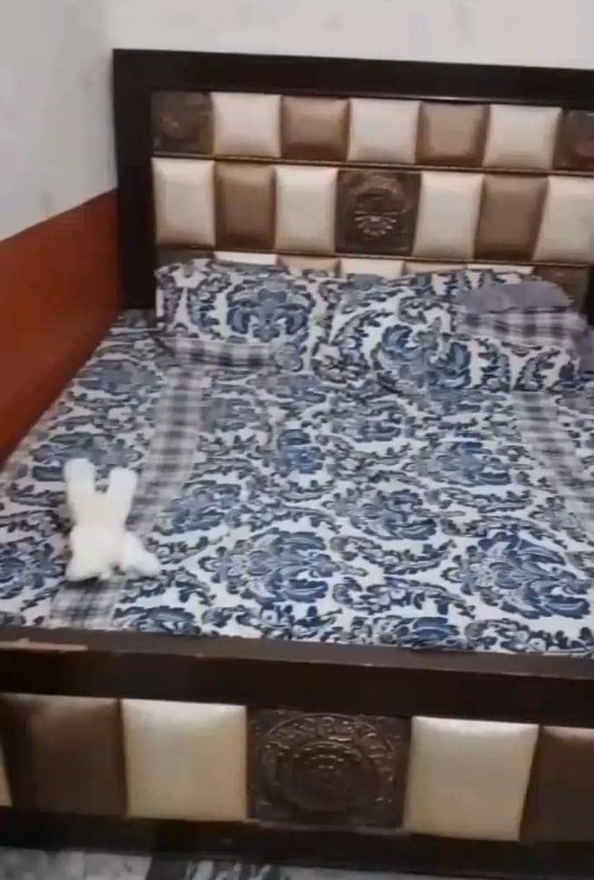 BED Dressing Table Sofa 0