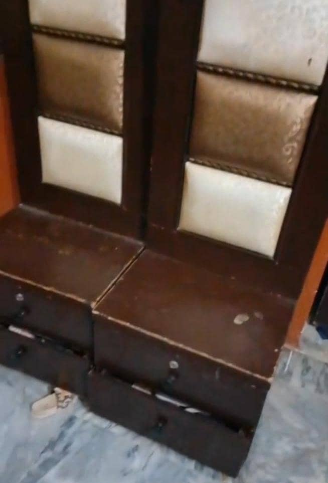 BED Dressing Table Sofa 3