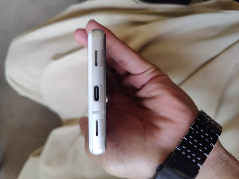 Google Pixel 7a 6