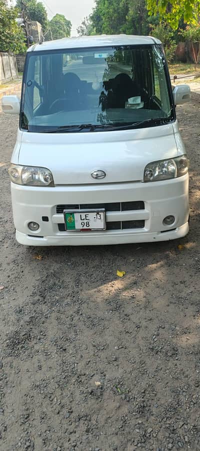 Daihatsu Tanto 2013