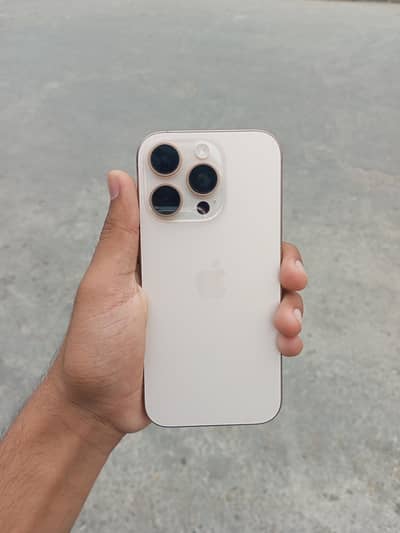 Apple iPhone 16 Pro