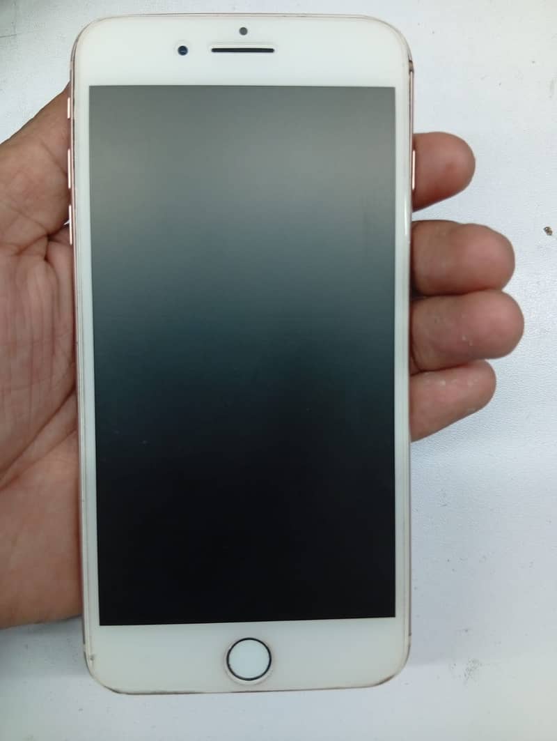 Apple iPhone 8 Plus 2