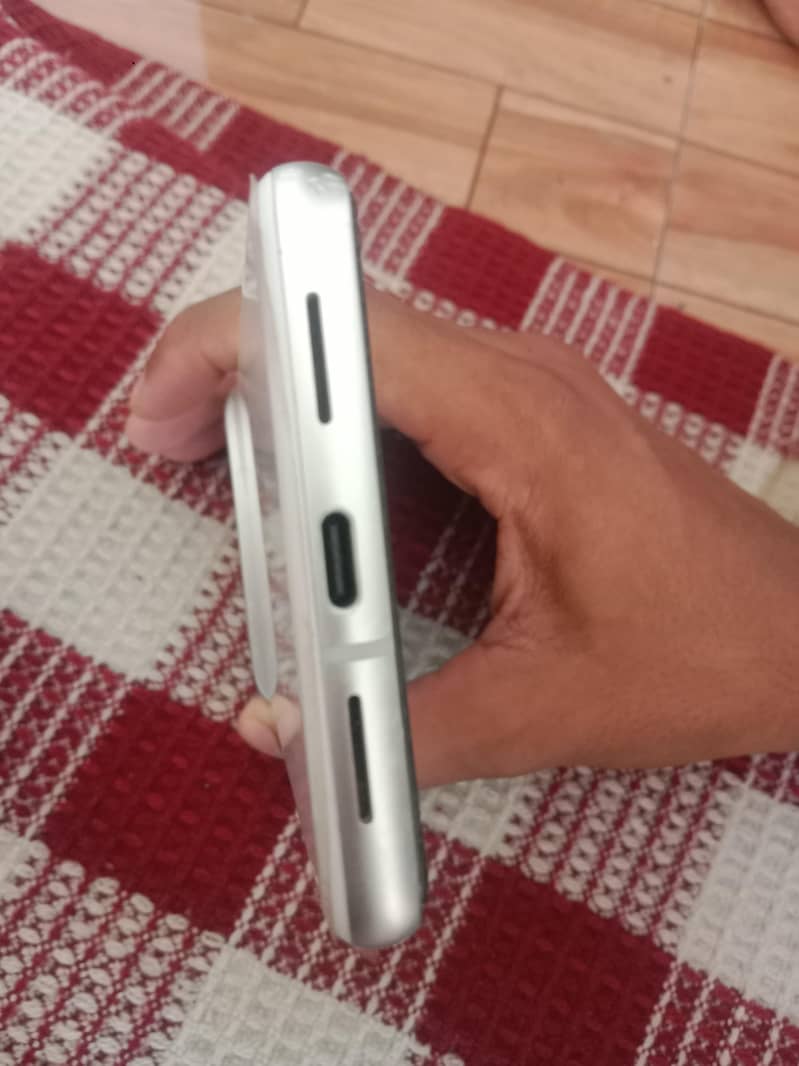 Google Pixel 7 3