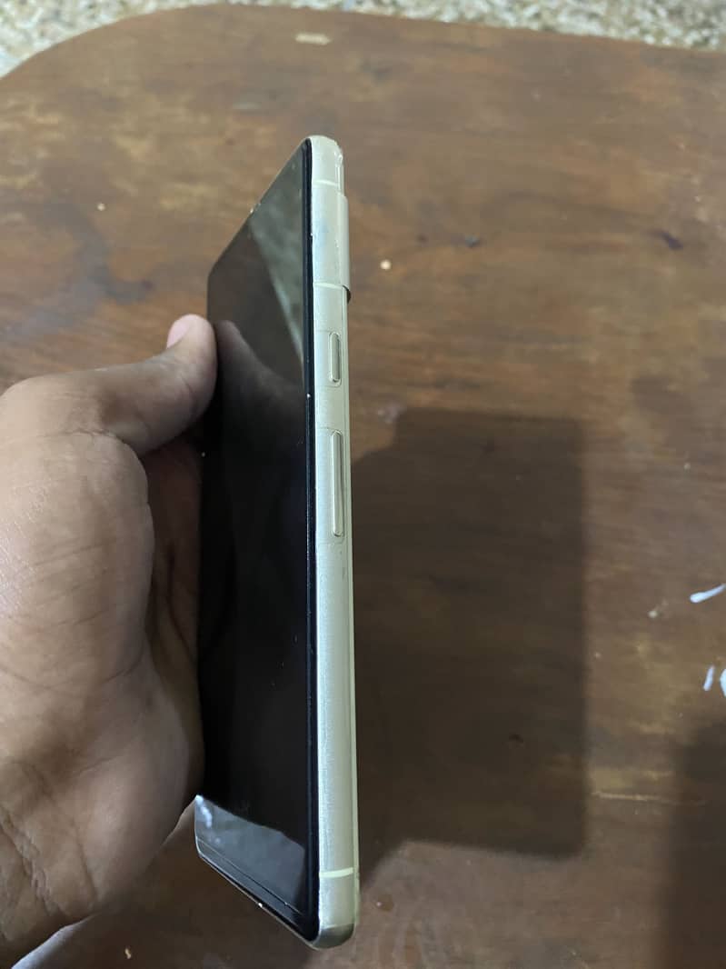 Google Pixel 7 5