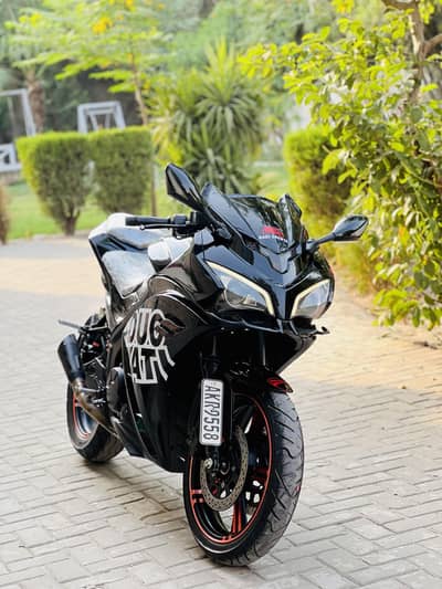 400cc DUCATI DUAL CYLINDER
