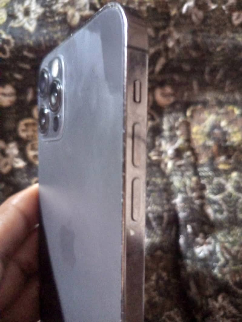 iPhone 12pro 0