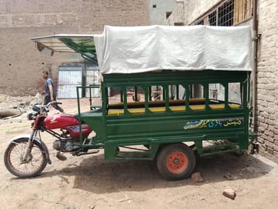 badi bilkul new hai bike bilkul ok hai only buy and drive rozi wala