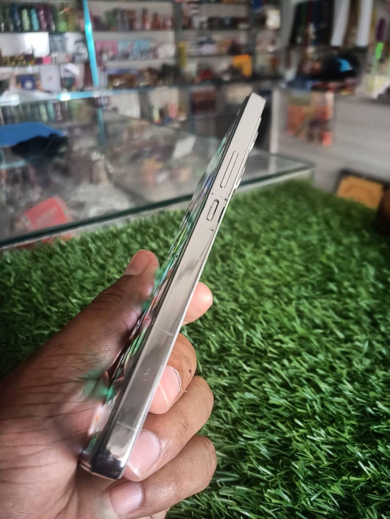 Infinix Note 40 1
